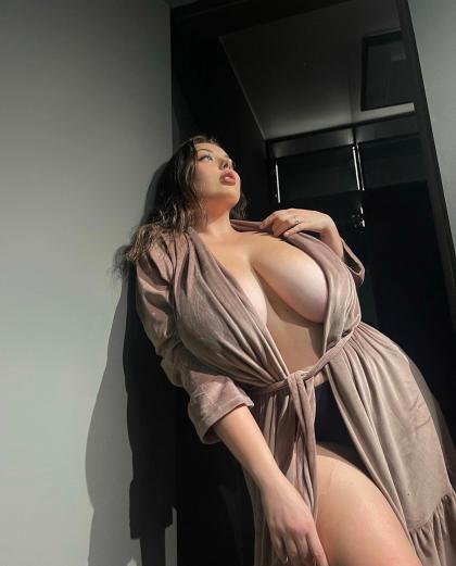 Milada Moore photo 84127