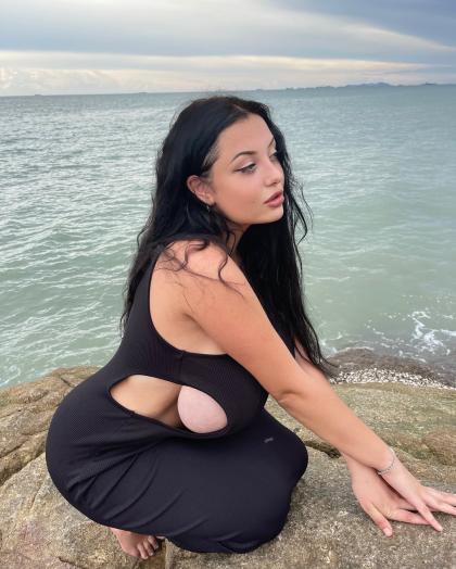 Milada Moore photo 84150