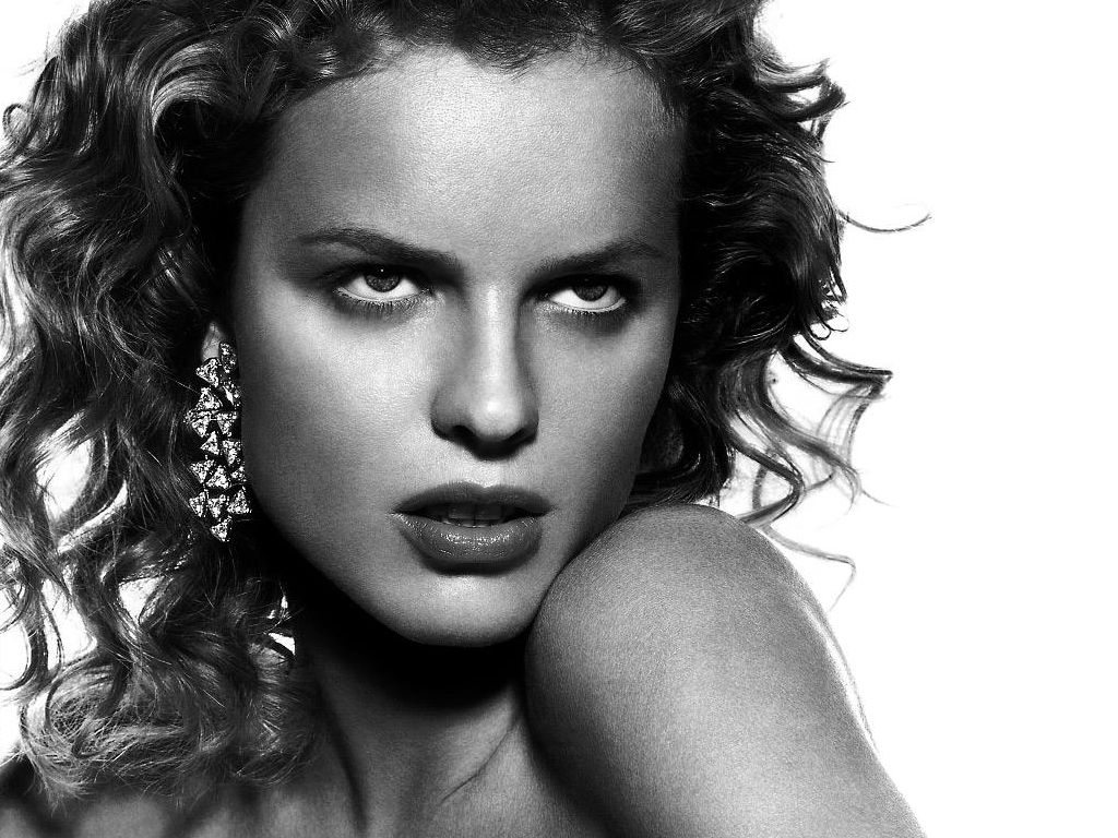 Eva Herzigova #75394