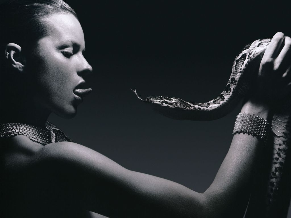 Eva Herzigova #75412