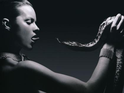 Eva Herzigova photo 75412