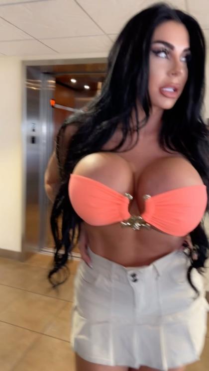 Lindi Nunziato photo 5476