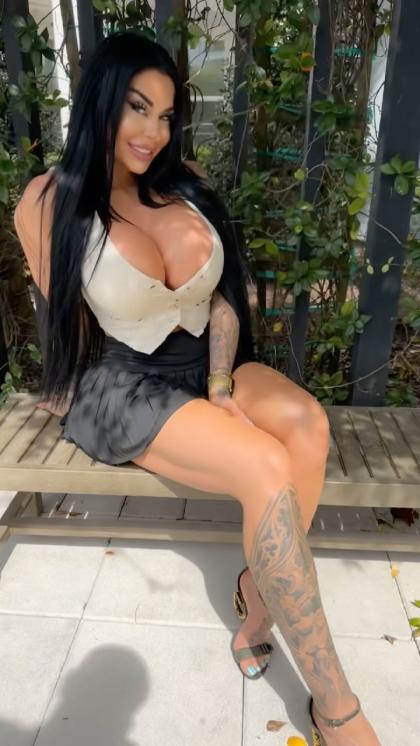 Lindi Nunziato photo 5485