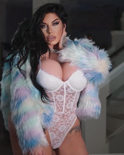 Lindi Nunziato photo 5507