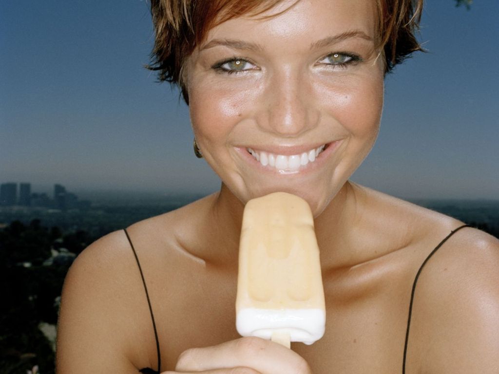 Mandy Moore #84473