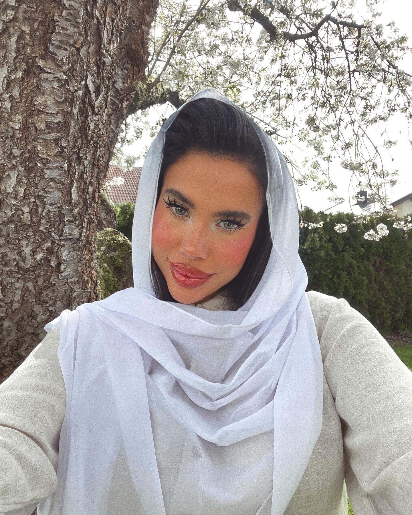 Selina Anna Charlotte #32557