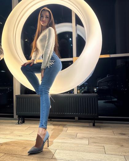 Yulia Fefilova photo 5669