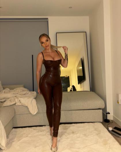 Chloe Tami photo 32833