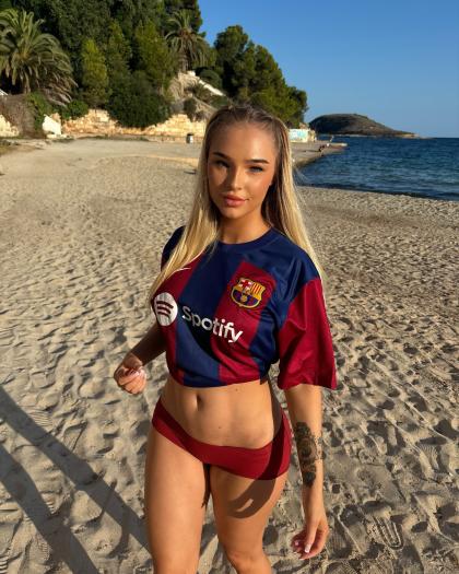 Chloe Tami photo 32898