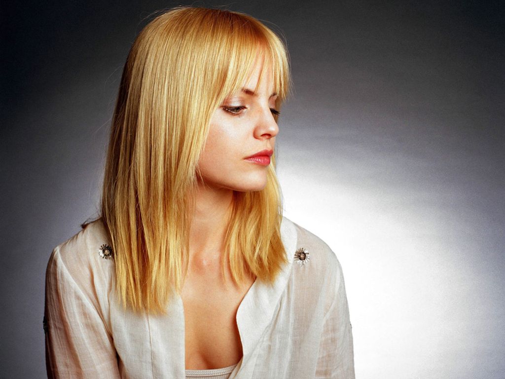 Mena Suvari #85221