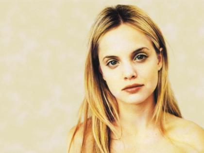 Mena Suvari photo 85184
