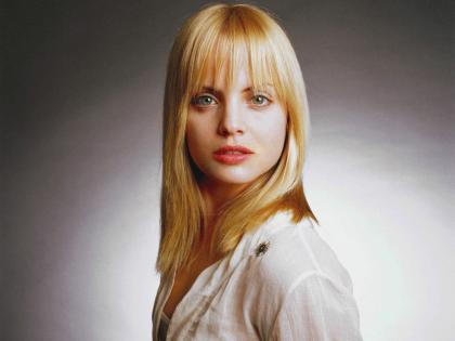Mena Suvari photo 85220