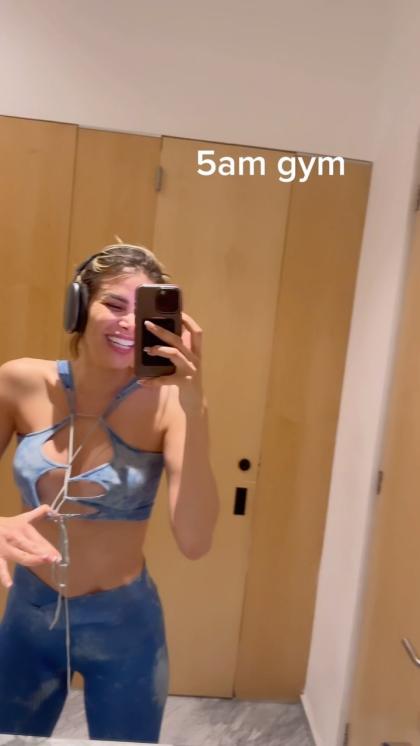 Marie Claire Harp photo 5753