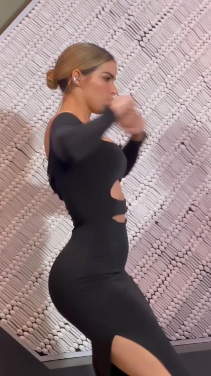 Marie Claire Harp photo 5818