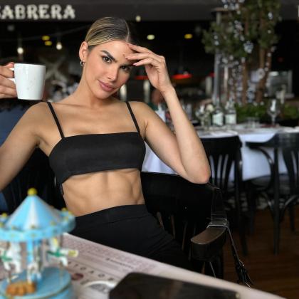 Marie Claire Harp photo 5834