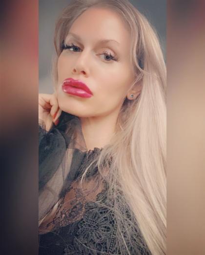 Casca Akashova photo 7592