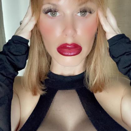 Casca Akashova photo 7687