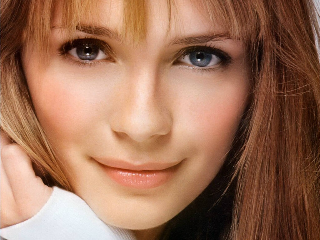 Mischa Barton #85695