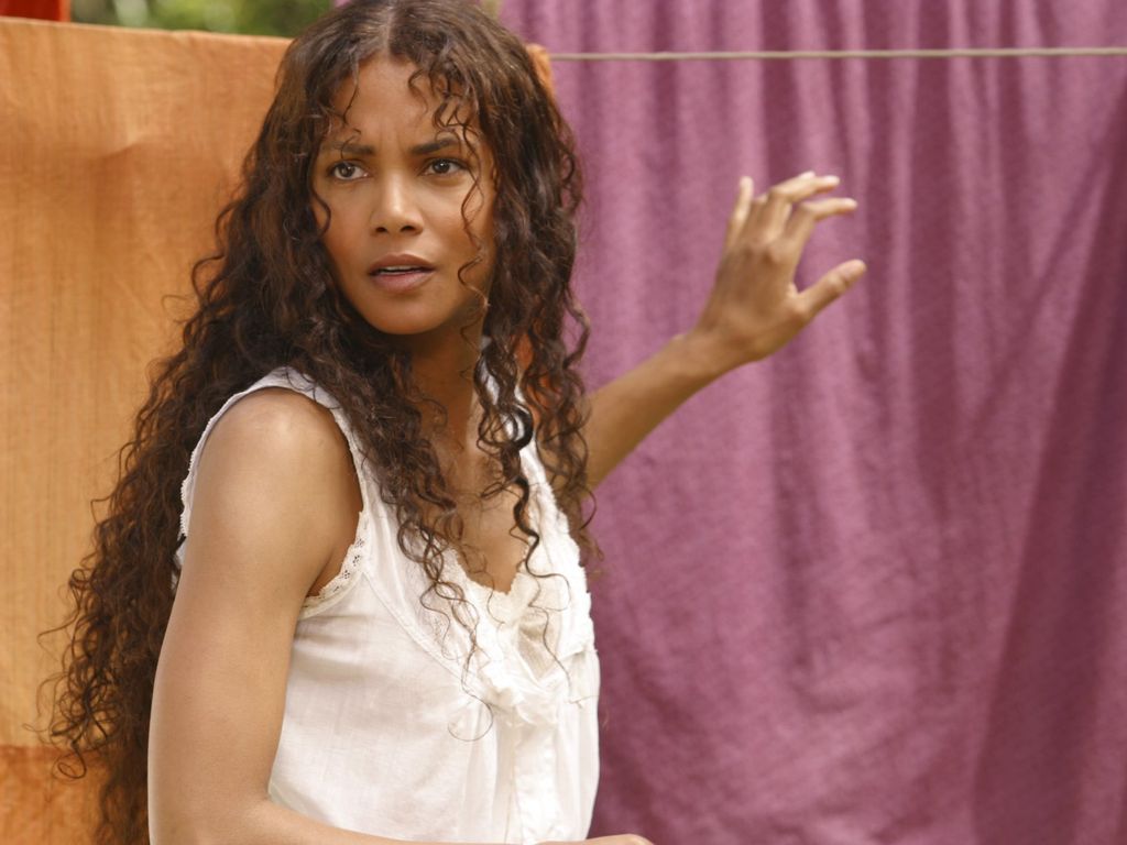 Halle Berry #77051
