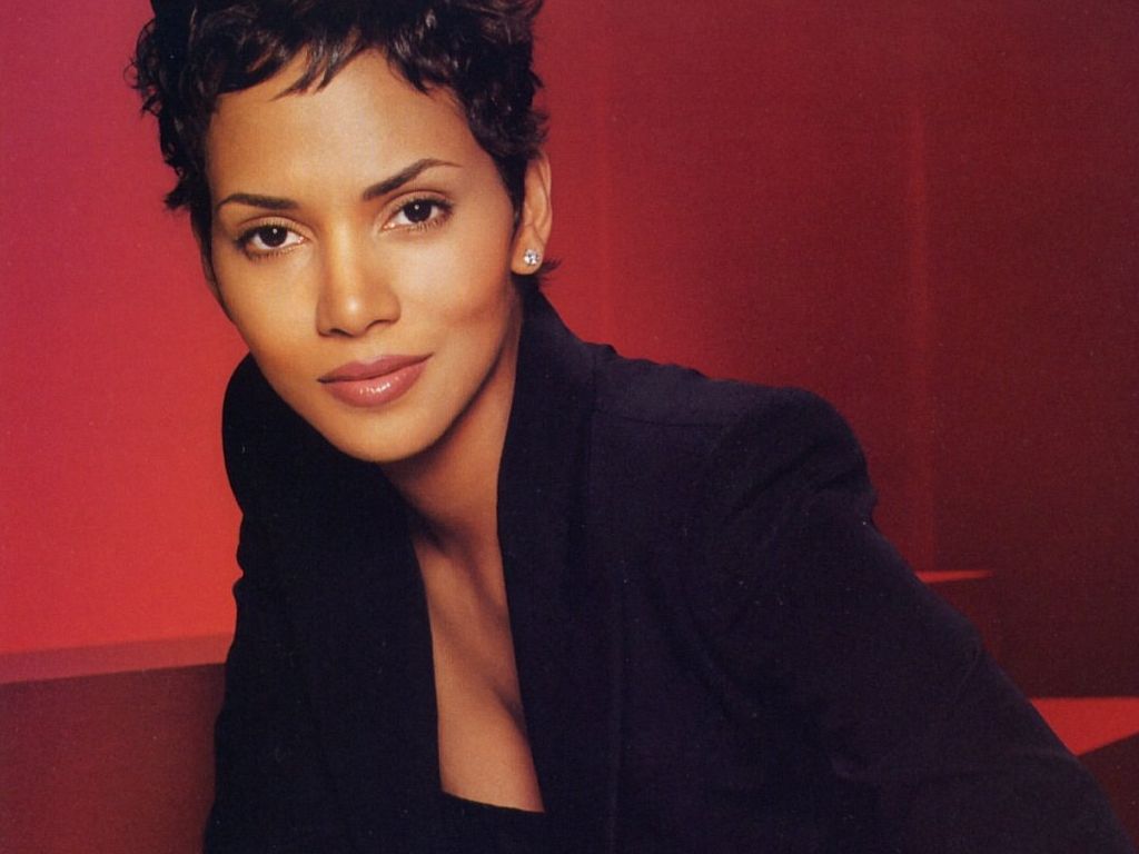 Halle Berry #77066