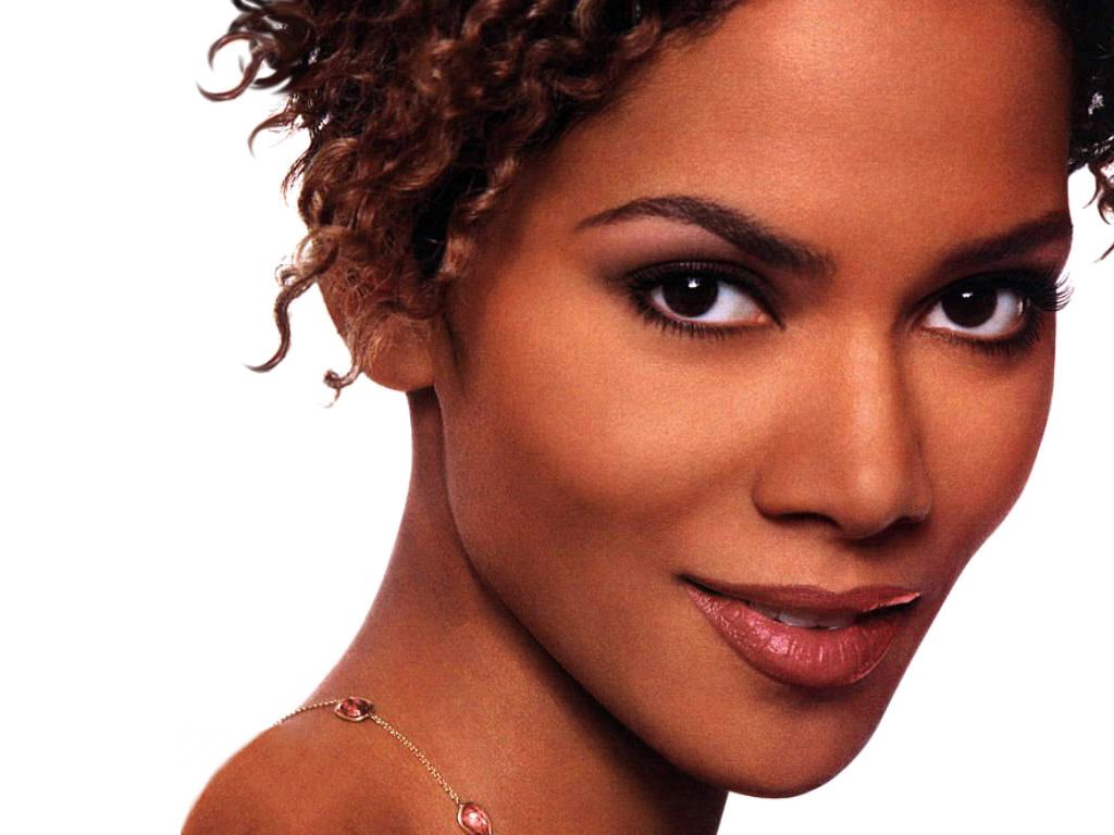 Halle Berry #77109