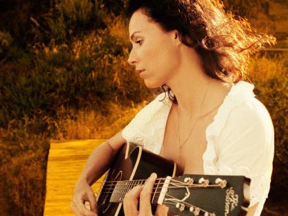 Minnie Driver photo 85730