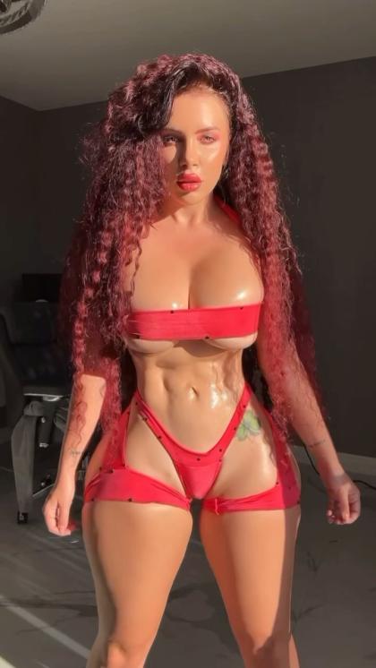 Amanda Nicole