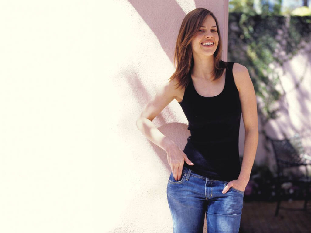 Hillary Swank   #77468