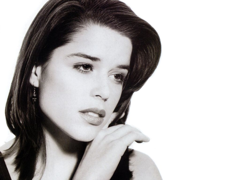 Neve Campbell #86864