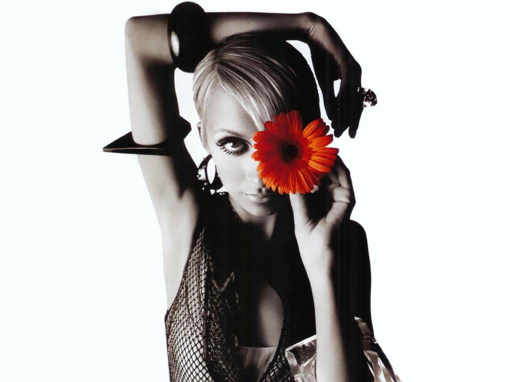 Nicole Richie #87003