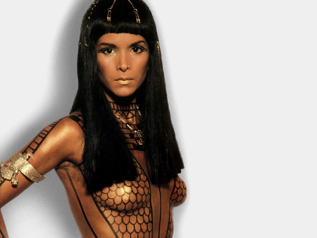 Patricia Velasquez #87384