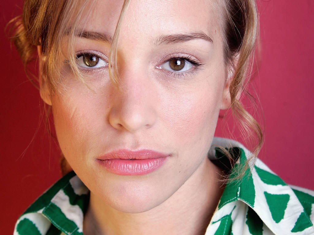 Piper Perabo #87667