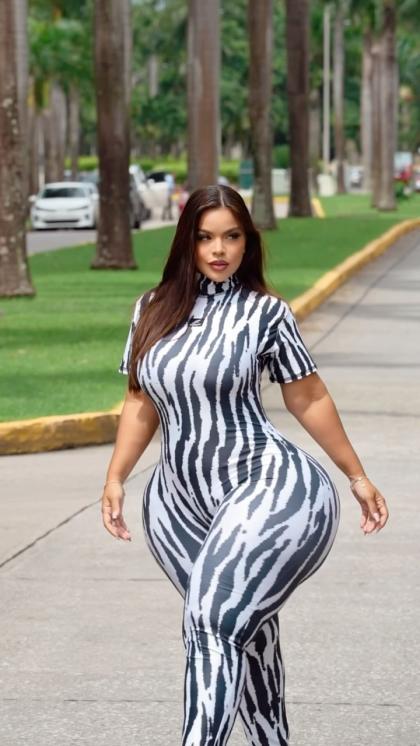 Gracie Bon photo 8055