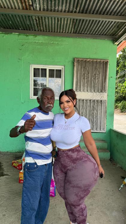 Gracie Bon photo 8058