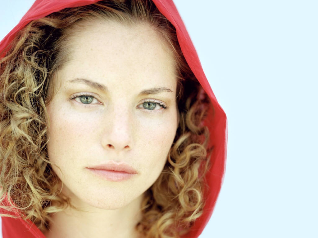 Sienna Guillory #89263