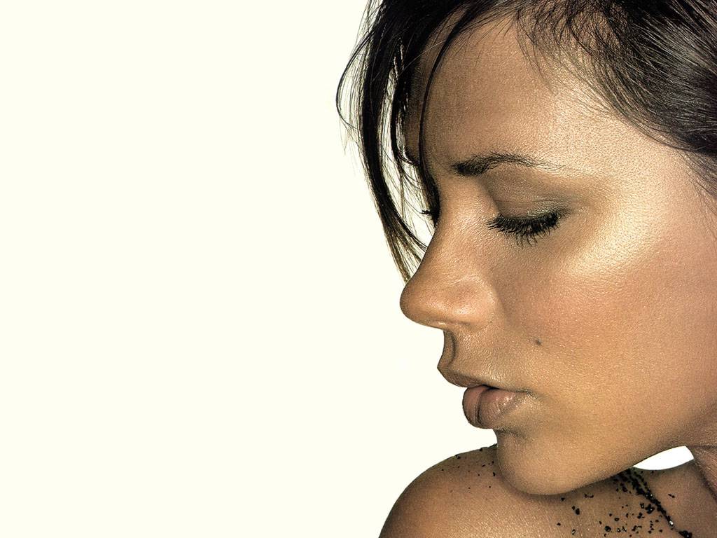 Victoria Beckham #90530