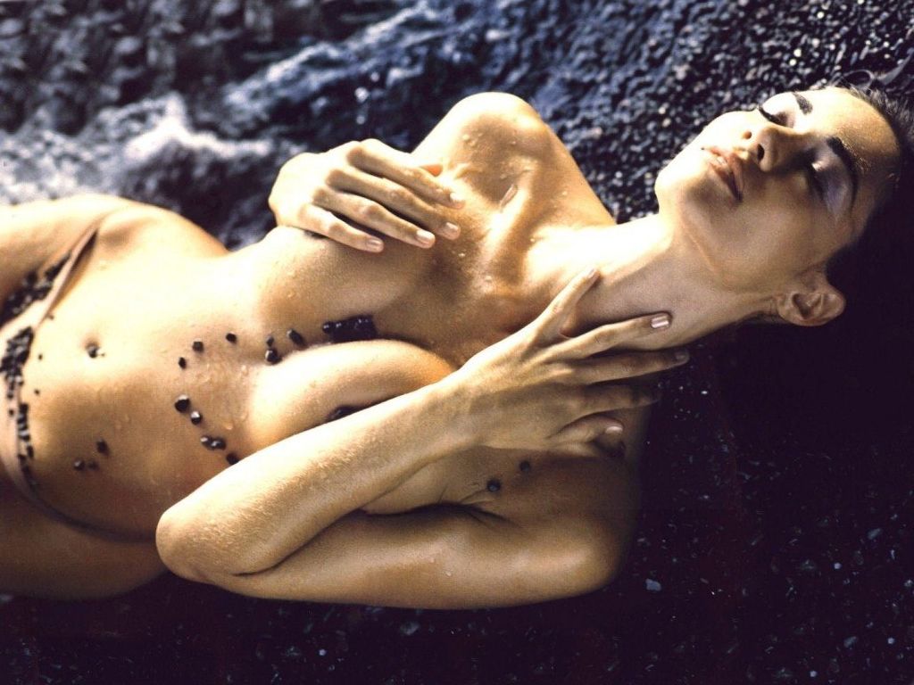 Vanessa Kelly #90717