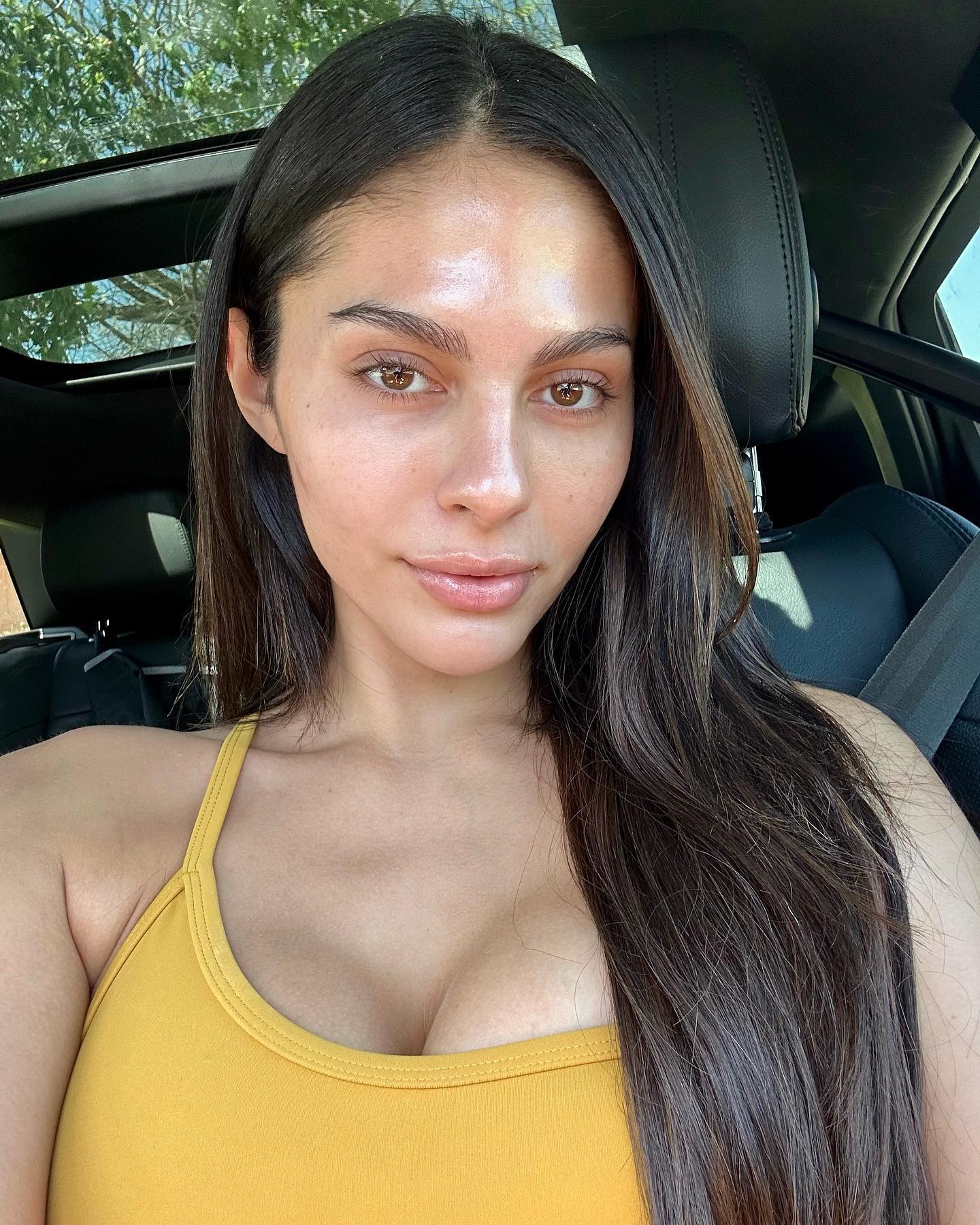 Amanda Trivizas #33770