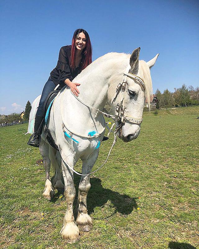 Delphine Wespiser #91440