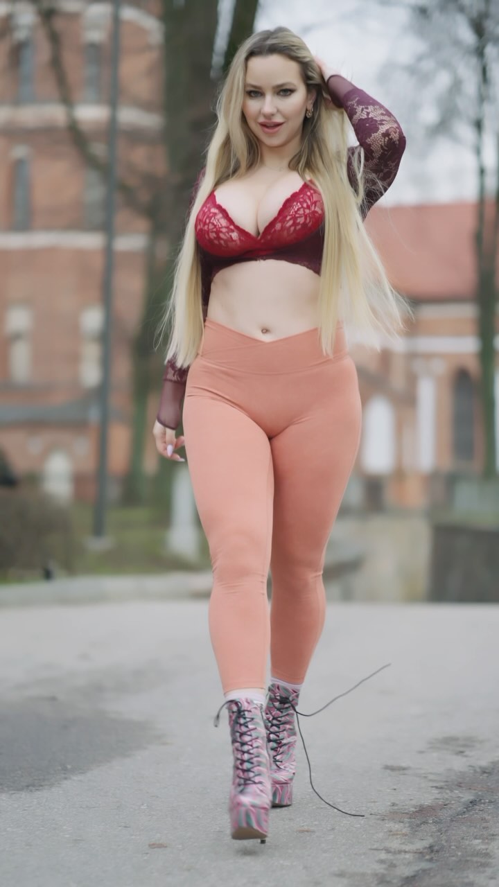 Neringa Križiūtė #8520