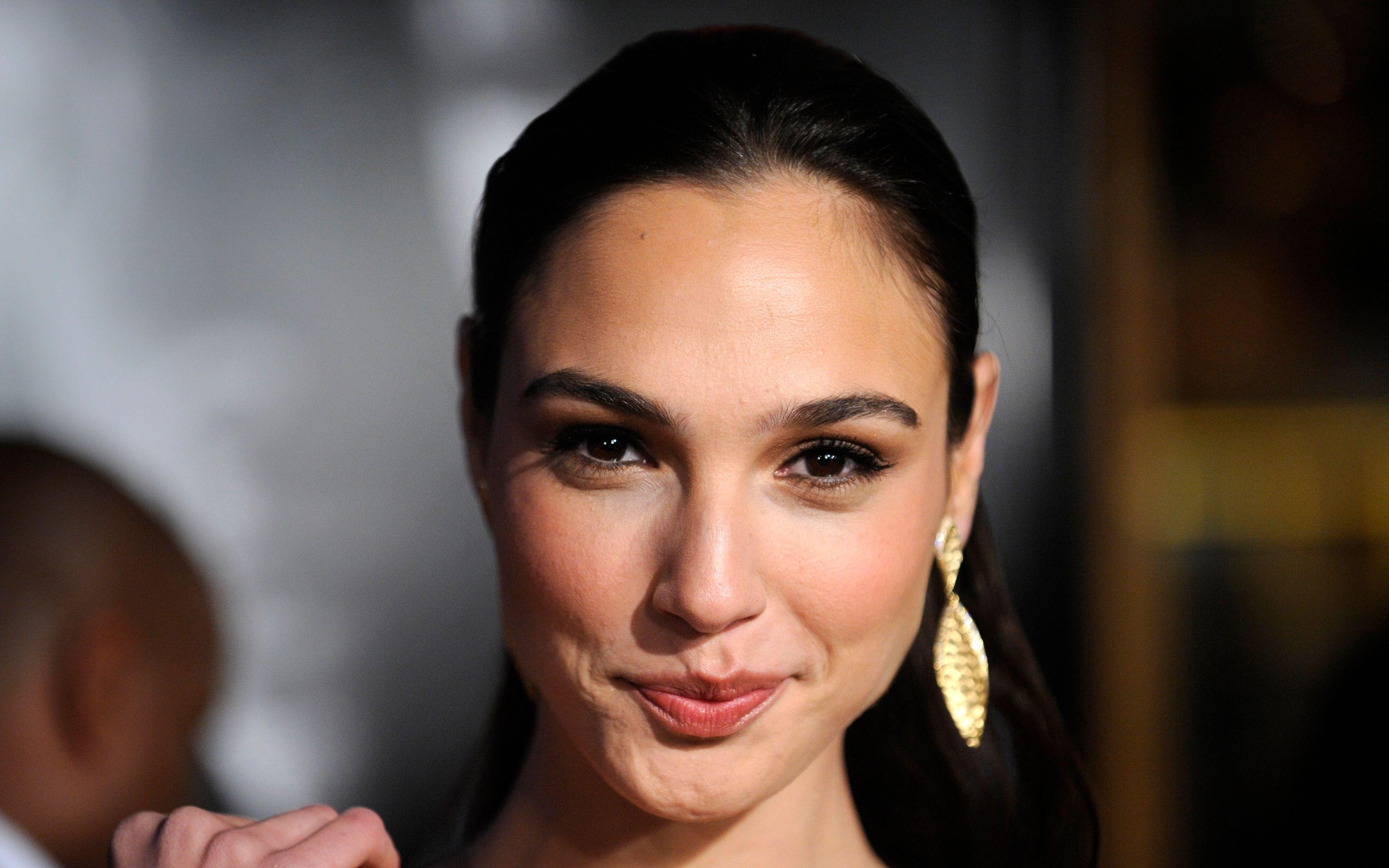 Gal Gadot #239180