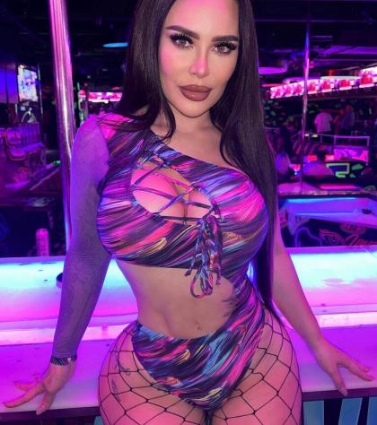 Christina Velazquez photo 93303