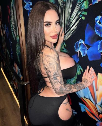 Christina Velazquez photo 93313