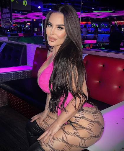 Christina Velazquez photo 93315