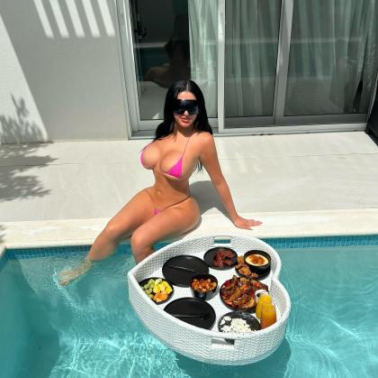 Andrea Urrutia photo 93640