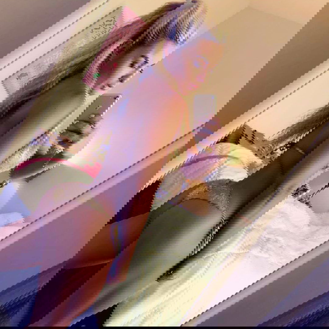 Amanda Saccomanno #93699