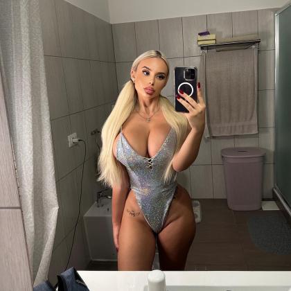 Aura Maria Lazar photo 94704