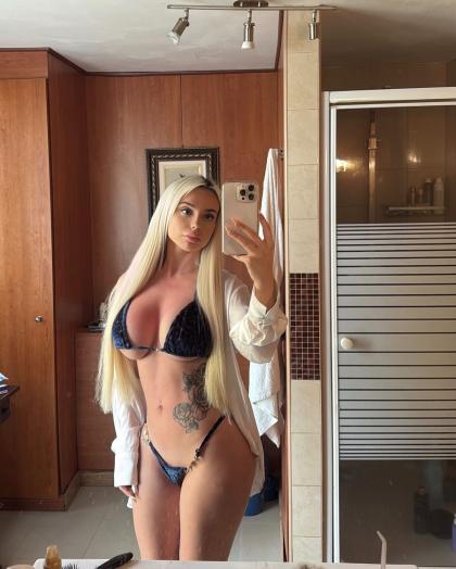 Aura Maria Lazar photo 94707