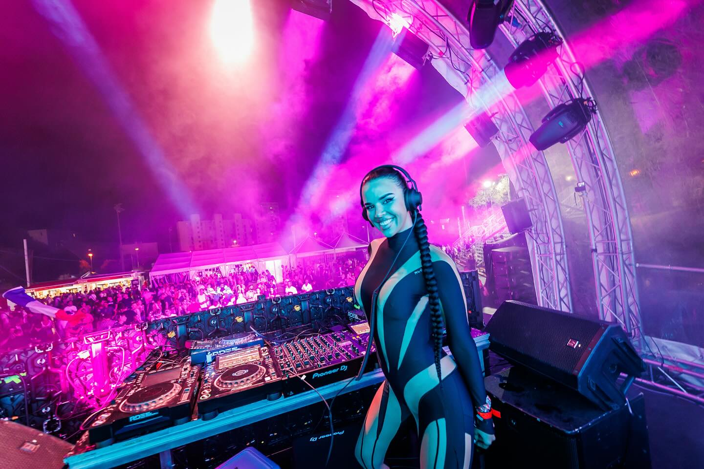 Ivana Knöll #95471