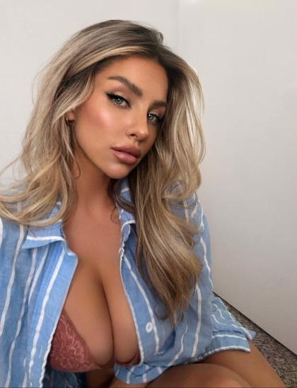 Ashlyn DuPont photo 96255